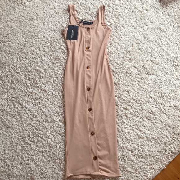 PrettyLittleThing Dresses & Skirts - Pretty little thing midi dress